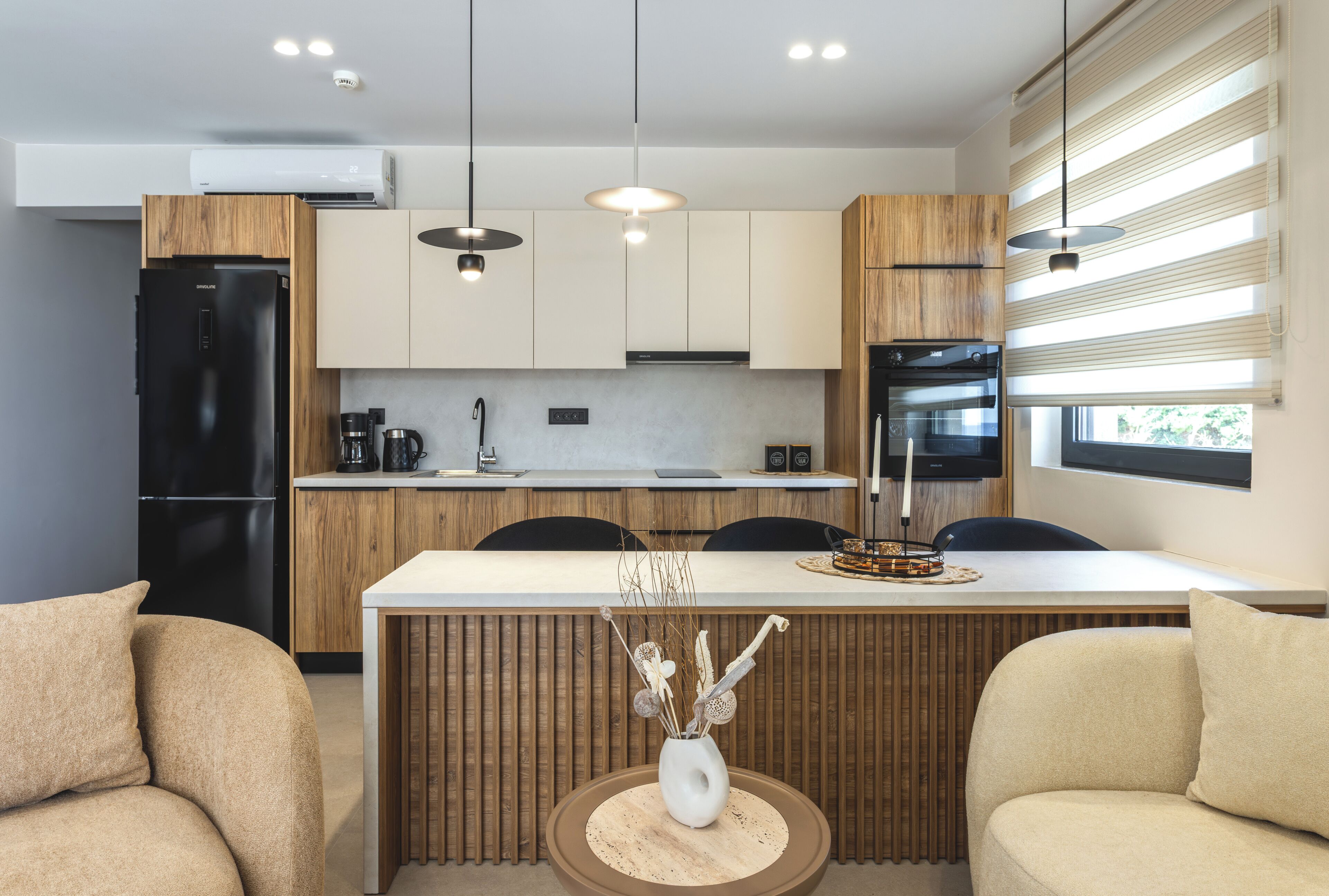 Suite, 2 Bedrooms, Private Bathroom, Beachside | Private kitchen | Full-size fridge, microwave, oven, stovetop
