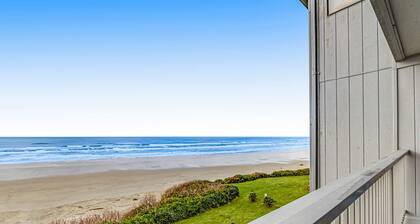 Stylish Escape with Shared Pool, Direct Beach Access, Private Balcony & Ocean View