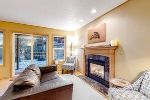 TV, fireplace, video games, offices - Dog-friendly home with hot tub, shared pool, firepit, fireplace, & river access (Rhododendron)