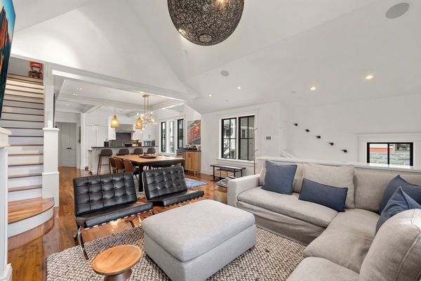 1.0-telluride-creekside-haven-living-room-