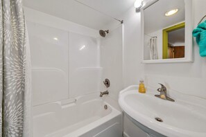 Shower, towels - 3-story dog-friendly beachfront home with wood stove, gas grill, deck & views (Manzanita)