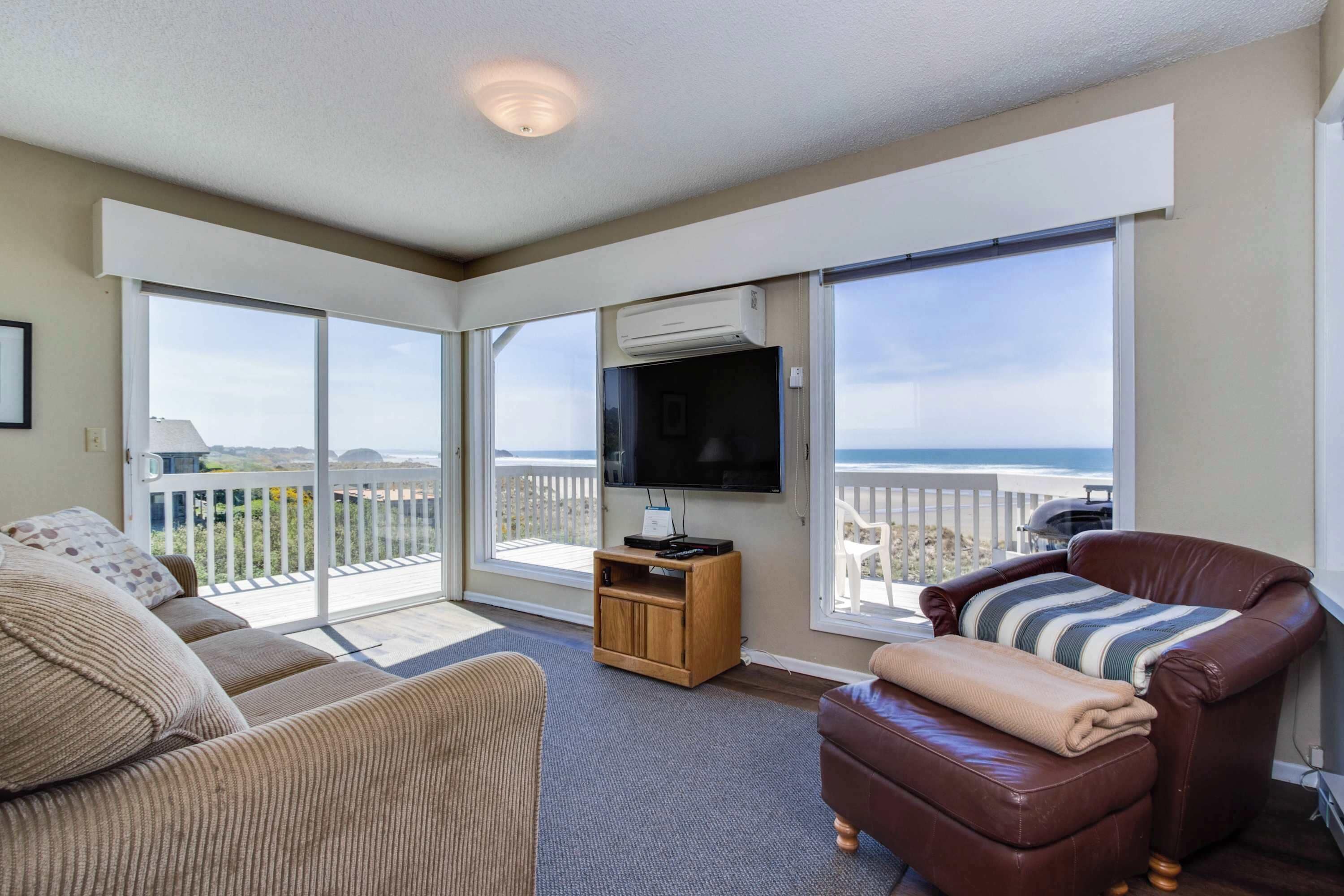 TV, fireplace, DVD player, stereo