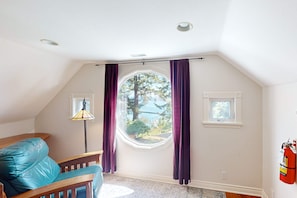 Interior - Bay & Harbor View Home with High-Speed WiFi, Private Washer/Dryer, & Board Games (Newport)