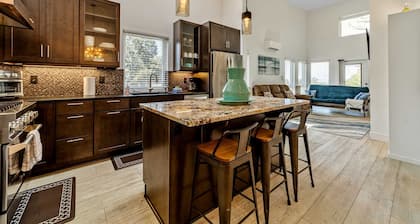 Stunner apartments with fireplace, grill, partial ocean views & partial AC