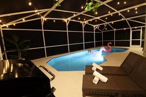 A heated pool - 15 Minutes to Disney Theme Parks. Heated pool. (Kissimmee)