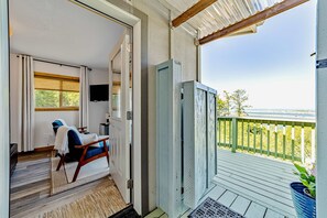 TV - Charming coastal home with water views, large covered deck (Gold Beach)