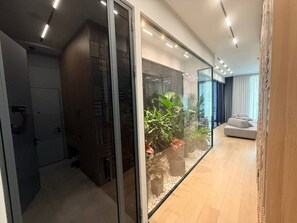 Interior - Modern Luxury 1-Bedroom Apartment Next to City Mall Beautiful Views Amenities (Тоshkent)