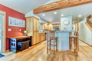 Interior - Lovely home near town with private hot tub, scenic deck, W&D, & chic decor (Sunriver)