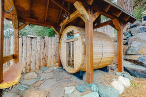 Property grounds - Waterfront Home on Wallowa Lake with private sauna, dock & amazing view (Joseph)