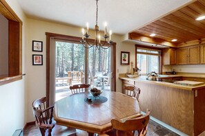 Dining - Alpine haven with pool, private hot tub, & wood fireplace (Black Butte Ranch)