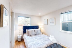 1 Schlafzimmer, BĂŒgeleisen/BĂŒgelbrett, WLAN, BettwĂ€sche