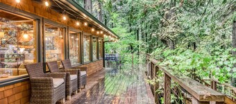 Charming Home with Free WiFi, Washer/Dryer, Wood Fireplace, and Furnished Deck