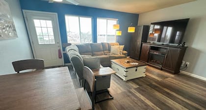 Family Friendly Coastal Getaway Townhome Near Beach & Downtown