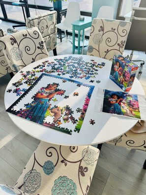 Lounge - Marine Terrace Condominium (Daytona Beach)