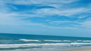 Luxury Condo, Balcony, Partial Ocean View | Balcony view
