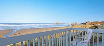 Dog-friendly, oceanfront condo with beach access, fireplace, large deck-EV charger