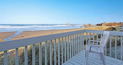 Dog-friendly, oceanfront condo with beach access, fireplace, large deck-EV charger