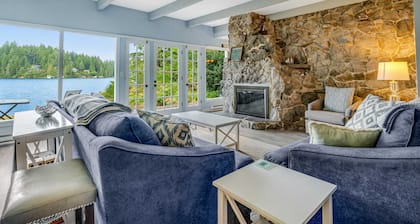 Waterfront retreat with lake views & private hot tub