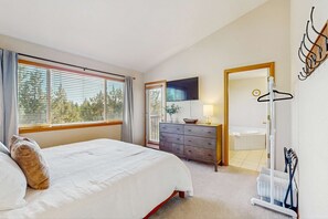 2 slaapkamers, een strijkplank/strijkijzer, wifi, beddengoed