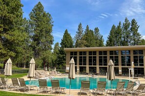Pool - Placid dog-friendly home with gym, tennis court, firepit, sauna, pool, & hot tub (Black Butte Ranch)