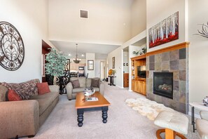تلفزيون، مدفأة