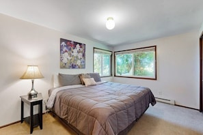 2 Schlafzimmer, Bügeleisen/Bügelbrett, Internetzugang, Bettwäsche