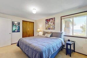 2 chambres, fer et planche à repasser, accès Internet, draps fournis