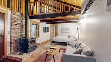 TV, fireplace, offices
