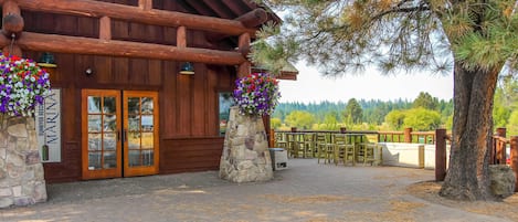 Restauration extérieure