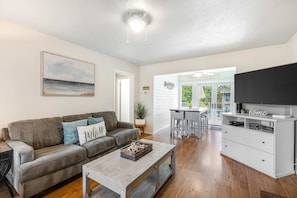 TV, offices - Dog-Friendly Home withFenced Oasis, Gas Grill - Walk Everywhere (Seaside)