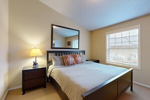 2 bedrooms, iron/ironing board, travel cot, Internet
