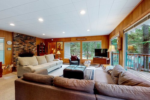 Dog-Friendly Home near Wallowa Lake w/Wraparound Deck, Free WiFi, Great Location