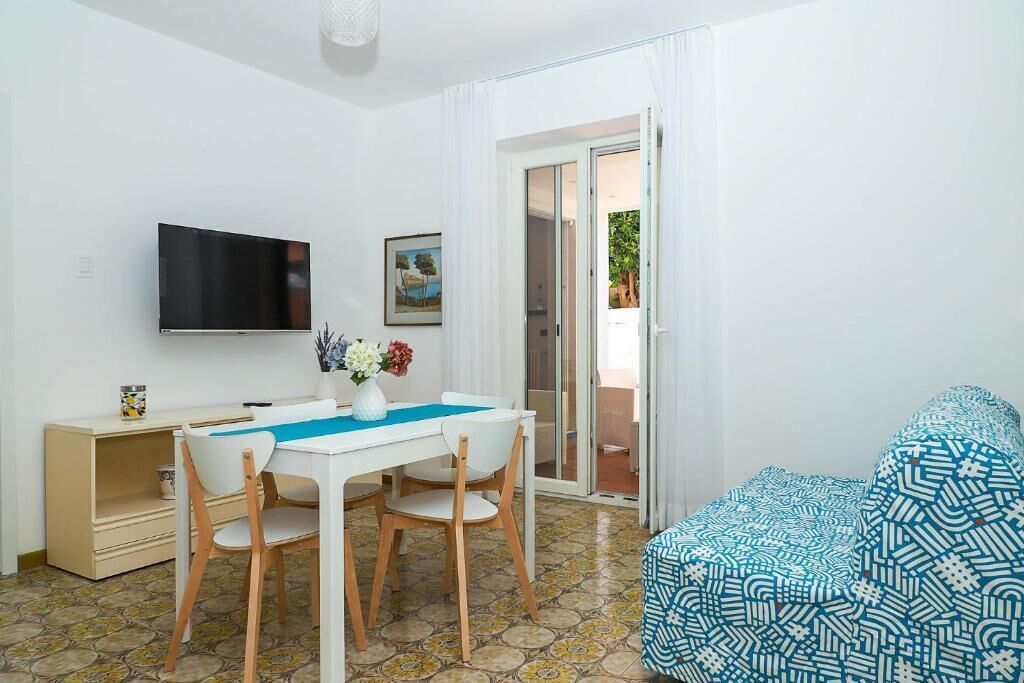 Appartement, vue cour intérieure | Restauration