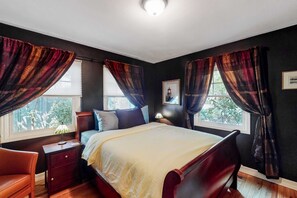 2 Schlafzimmer, Bügeleisen/Bügelbrett, WLAN, Bettwäsche