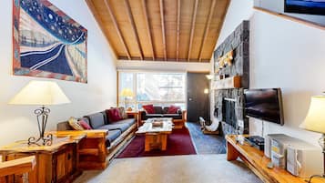TV, fireplace, DVD player