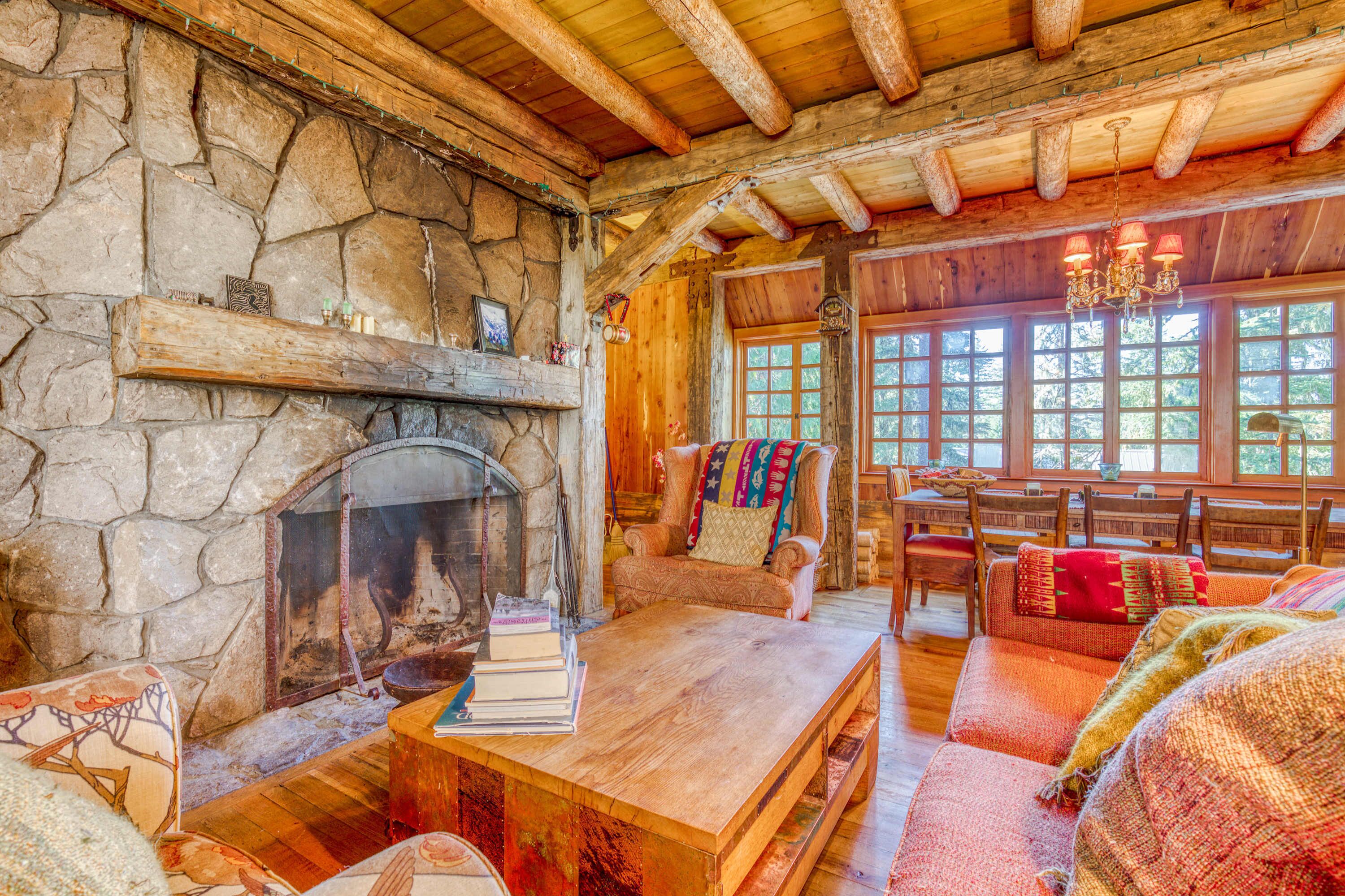 TV, fireplace, DVD player, offices