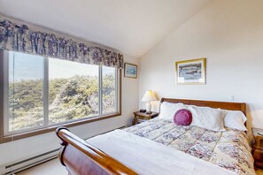 3 soverom, strykejern/-brett, reiseseng for barn og wi-fi