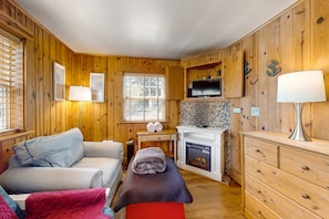 TV, fireplace, DVD player, offices