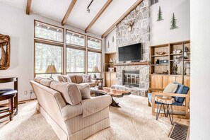 TV, fireplace, video games, DVD player - Modern, spacious getaway with private hot tub, wood fireplace, WiFi, & game room (Rhododendron)