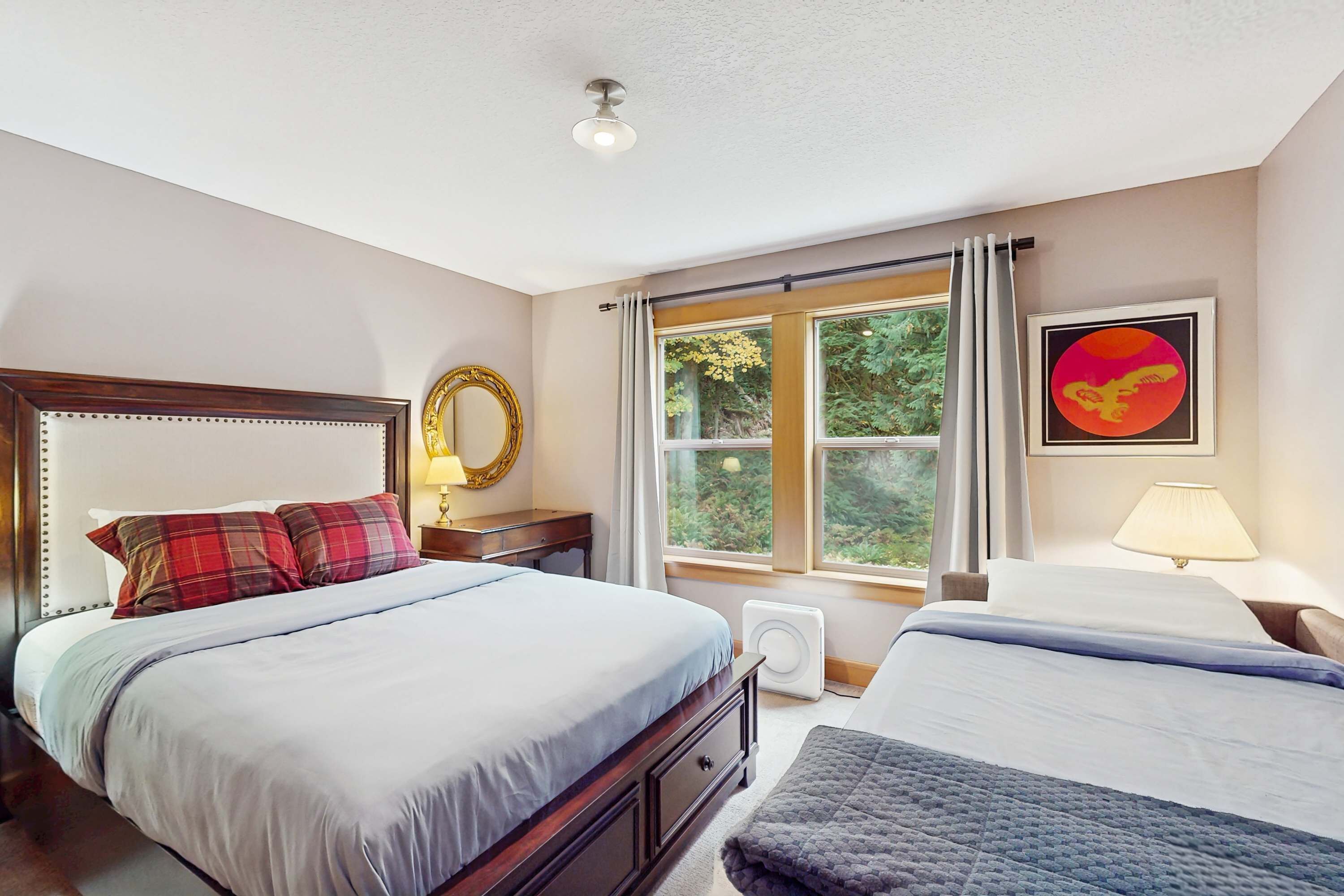 2 bedrooms, WiFi, bed sheets