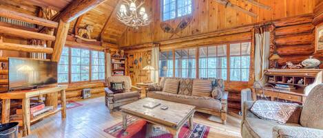 TV, fireplace, DVD player, offices