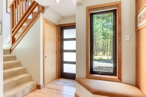 Interior - Home with a private hot tub, shared pool, & National Forest at your backdoor (Sisters)