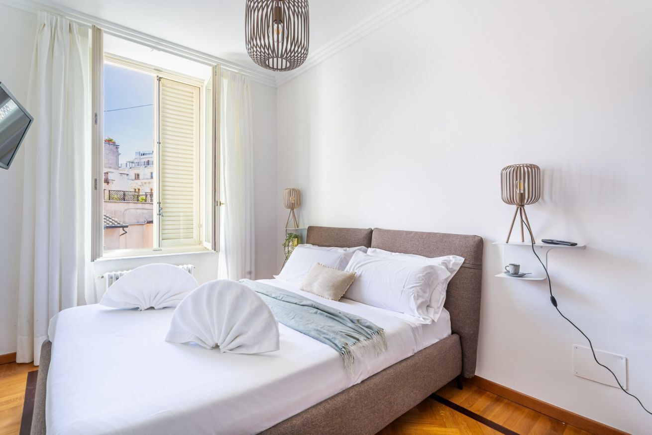 2 bedrooms, iron/ironing board