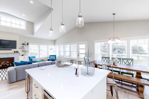 Interior - Oceanfront, Dog-Friendly Home with Gas Fireplace - Just Steps from the Beach (Seaside)