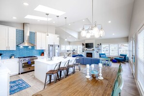 Fridge, microwave, oven, stovetop - Oceanfront, Dog-Friendly Home with Gas Fireplace - Just Steps from the Beach (Seaside)