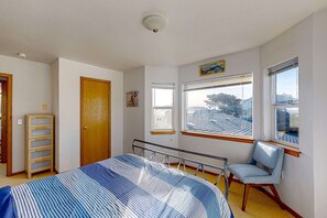 2 chambres, fer et planche à repasser, Wi-Fi, literie fournie