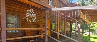 Large Wallowa Lake Home for Families & Groups | Walk to Tram, Lake & Trails