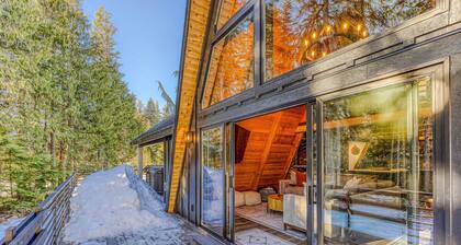 Stunning Luxury A-Frame in the Heart of Government Camp, walk to Skibowl