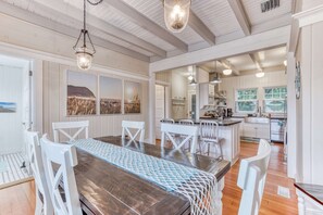 Dining - Historic home one block to beach with sunroom, porch swing, & amazing locale (Seaside)