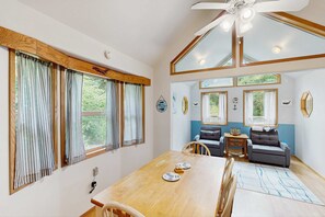 Interior - Charming cottage near Whaleshead Beach, 4-person private hot tub, deck, & grill (Brookings)